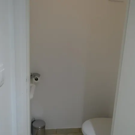 Azur Horizons Sea And Mountain * 胡安莱潘